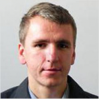 Prof. Dariusz Buraczewski en face.